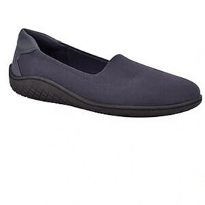 Easy Street Gift2 Navy slip on shoes size 8.5 Brand new
